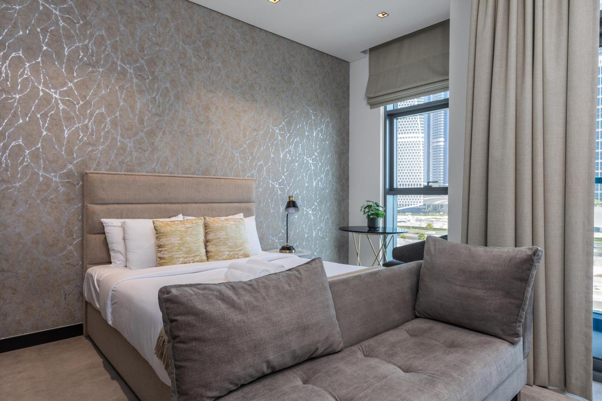 Waves - Elegant Retreat In Business Bay * Dubai